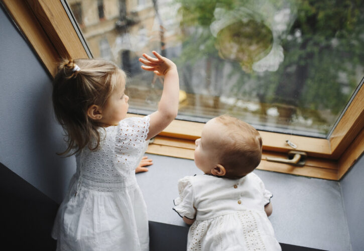 Porównanie materiałów okiennych: PCV, drewno, aluminium — plusy i minusy— Dla kogo które rozwiązanie będzie najlepsze?